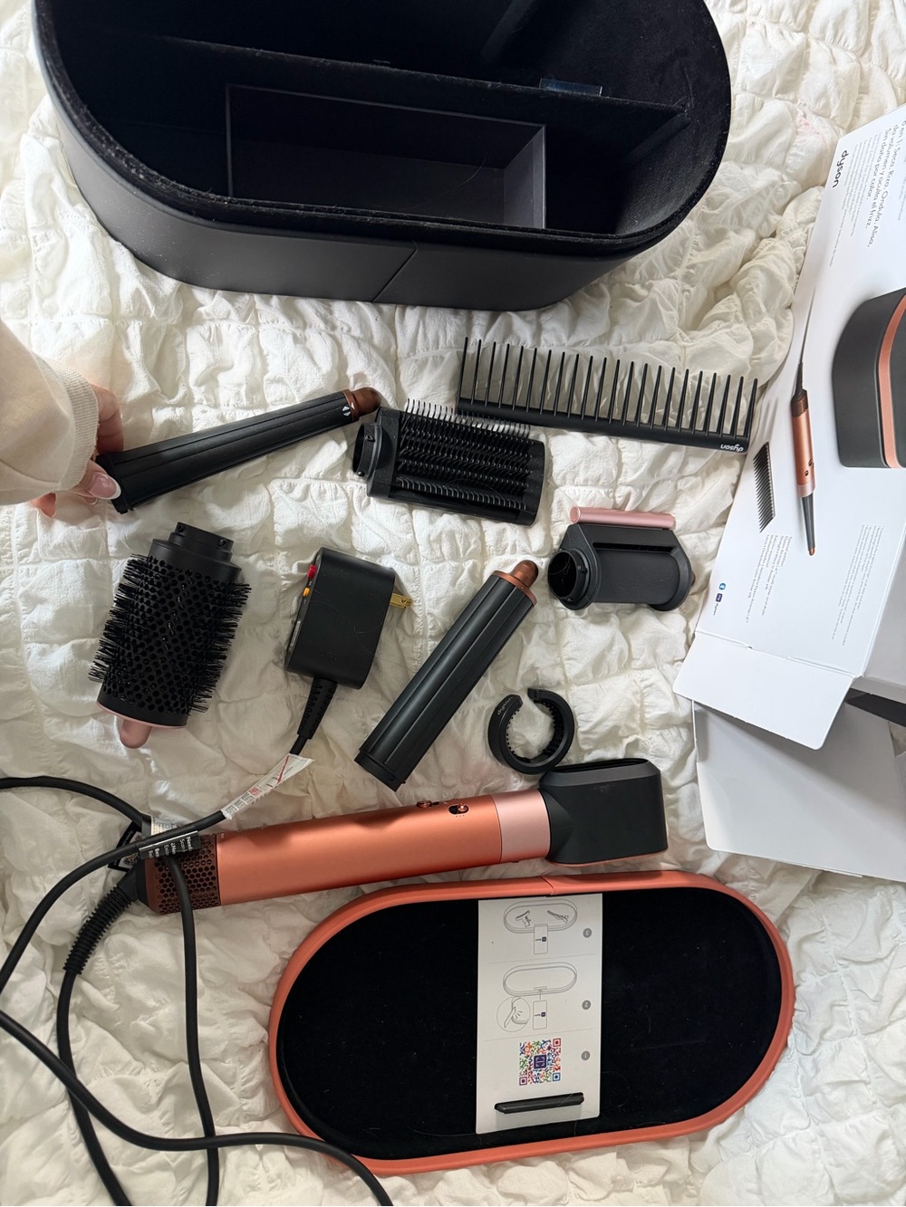 Dyson Hair Tools Set in Copper and Black - Picture 3 of 3